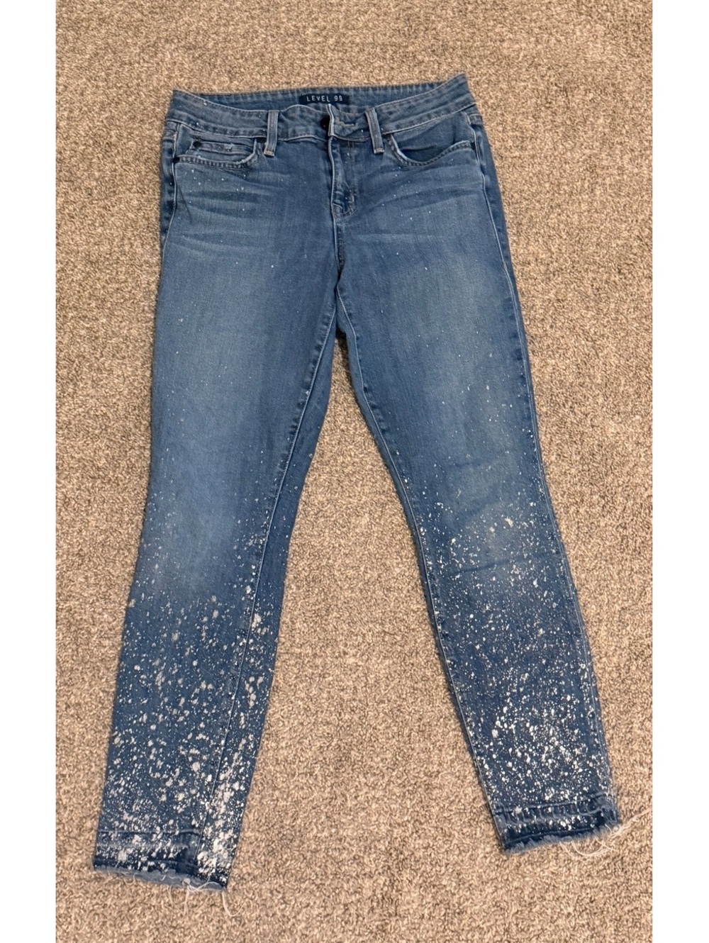 Level 99 Women’s Bleach Splatter Raw Hem Skinny Jeans Size 26